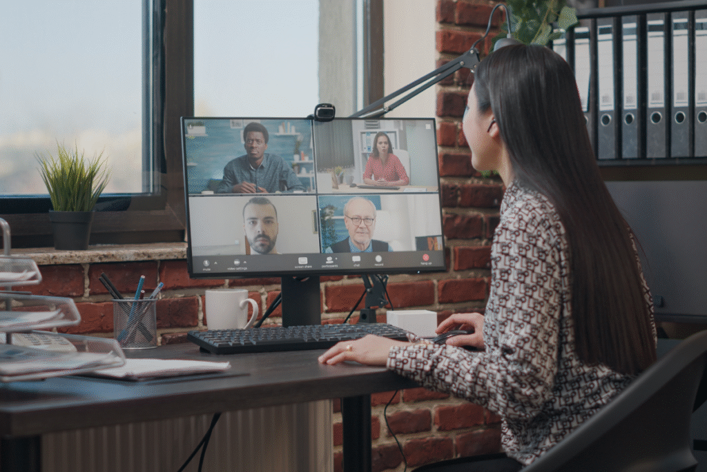 virtual customer success manager talking to her team