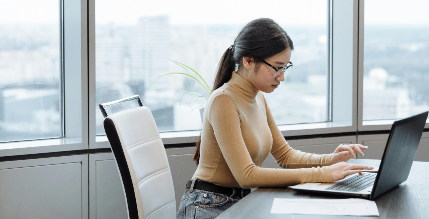 Professional looking about AI and Filipino outsourcing
